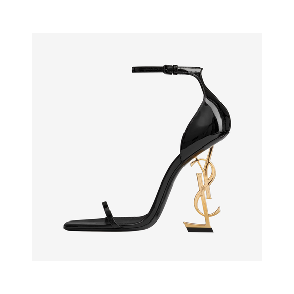Saint Laurent de Charol con Tacón Dorado