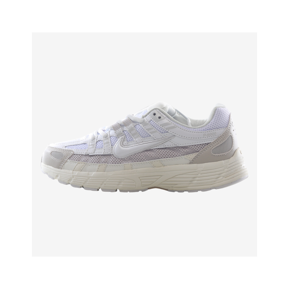 Nike P-6000 Blancas Cremosas