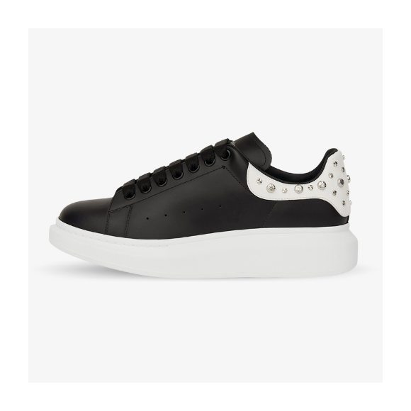 Alexander McQueen Negras Studd